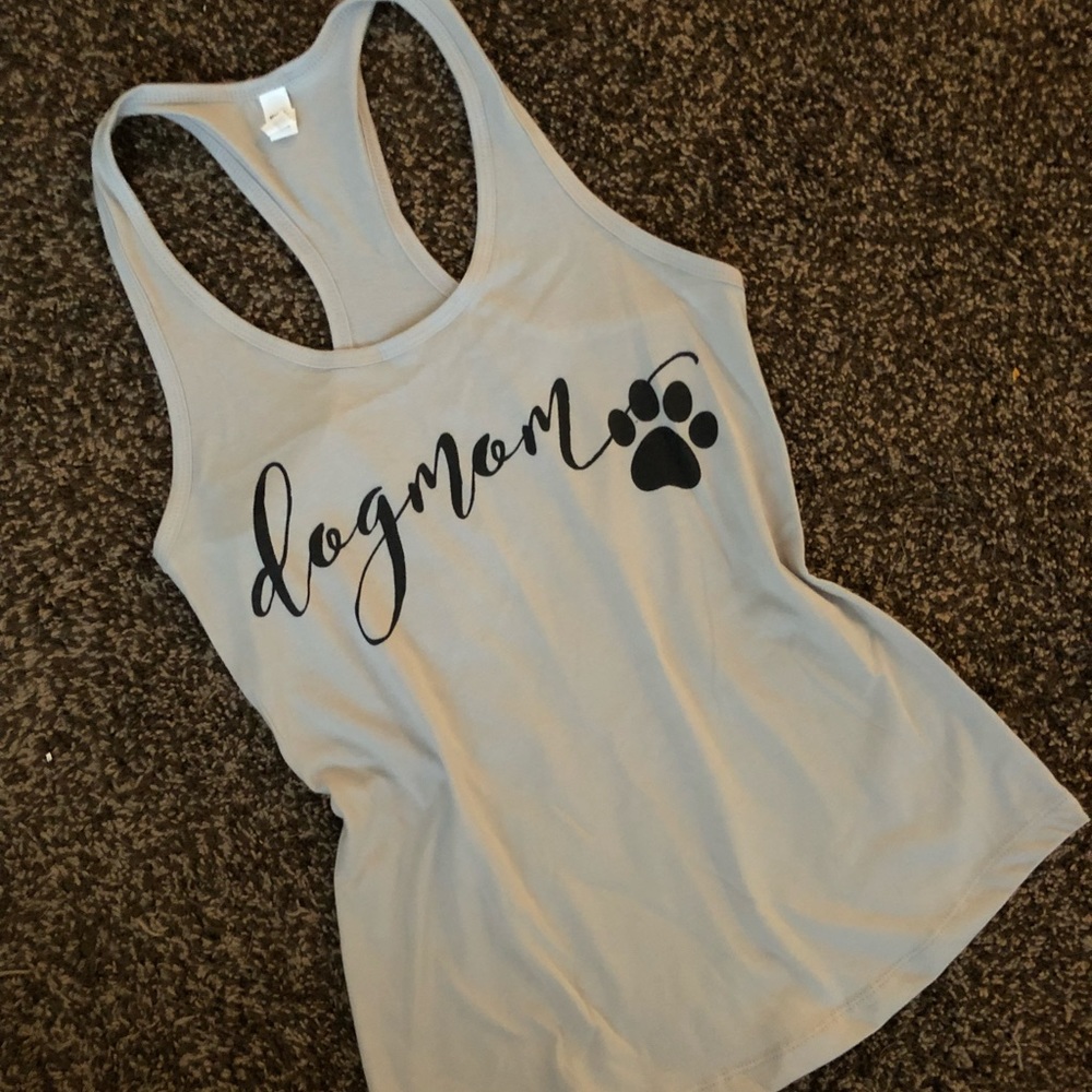 Women’s graphic tank top